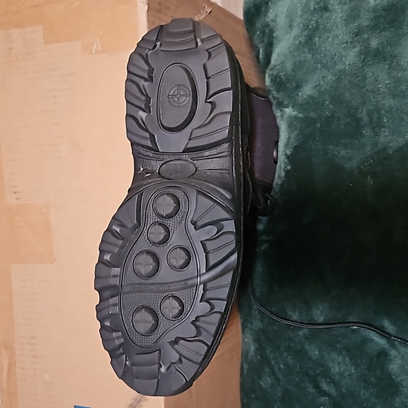 Men's boots - Picture 3 of 6